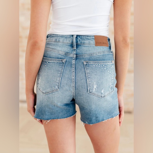 Judy Blue Shorts High Waist Rhinestone Cut off Raw Hem Light Wash Western NEW - Picture 3 of 3